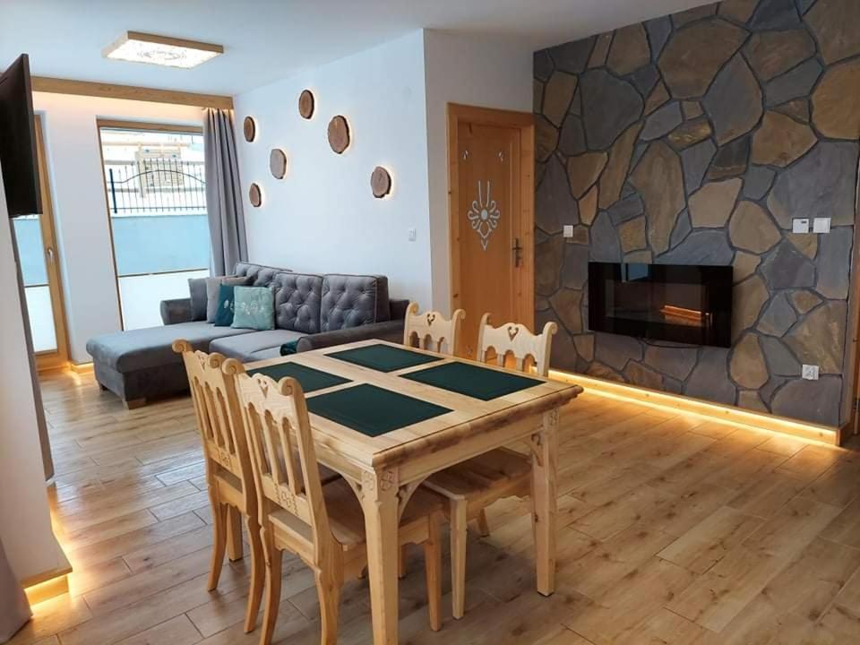 זקופאנה Apartamenty Bachledzki Wierch מראה חיצוני תמונה